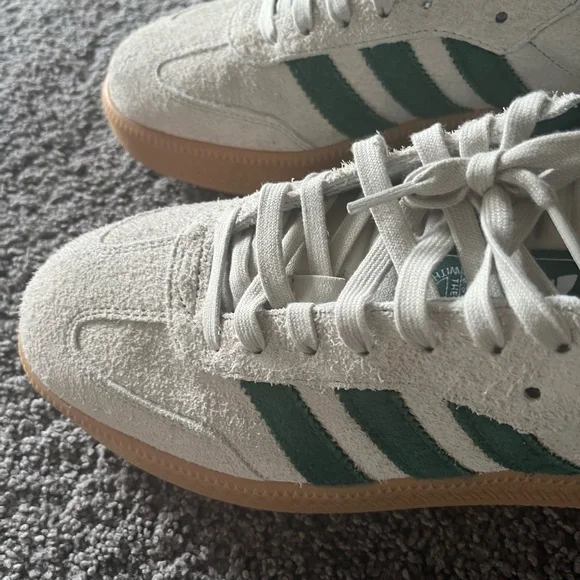 Adidas Men's White and Green Samba- NEW- Never Worn - Picture 3 of 7